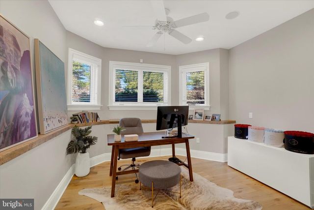 1085 WYNDWARD CT, York, PA 17403