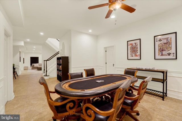 1085 WYNDWARD CT, York, PA 17403