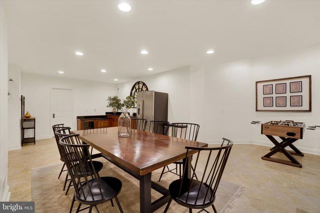 1085 WYNDWARD CT, York, PA 17403