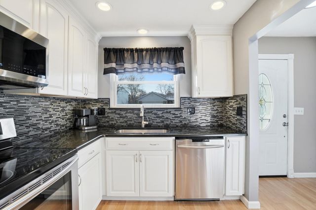 1930 Shallowford Avenue, Columbus, OH 43235