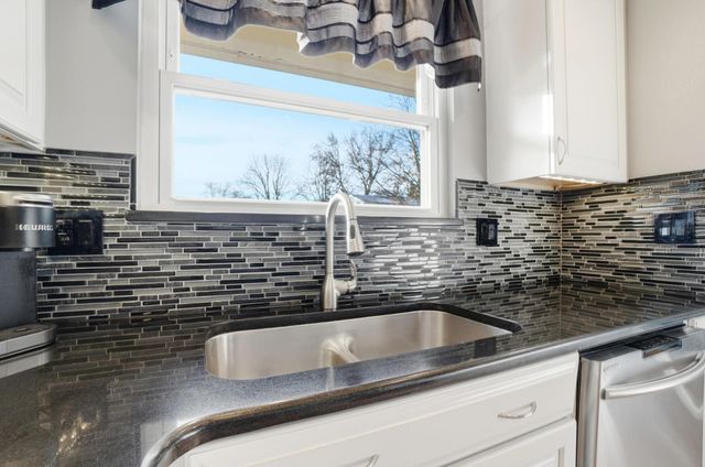 1930 Shallowford Avenue, Columbus, OH 43235