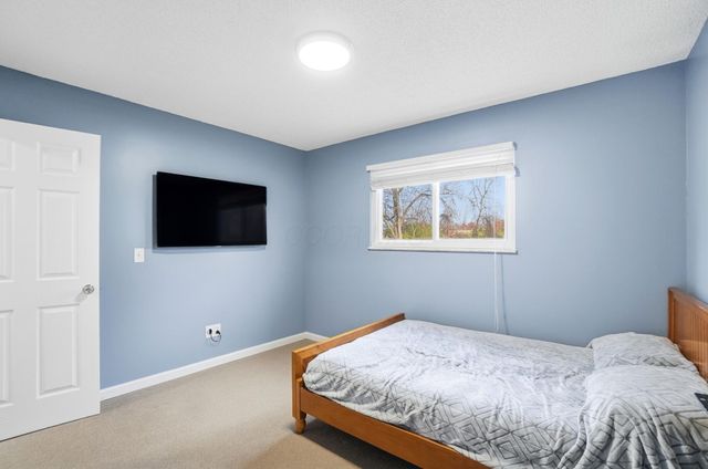 1930 Shallowford Avenue, Columbus, OH 43235