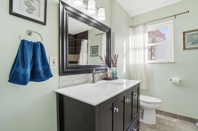 1930 Shallowford Avenue, Columbus, OH 43235