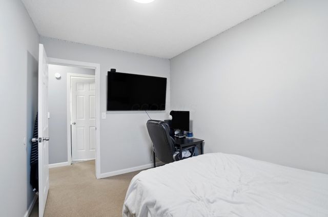 1930 Shallowford Avenue, Columbus, OH 43235