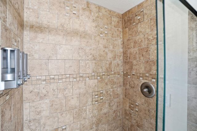 1930 Shallowford Avenue, Columbus, OH 43235