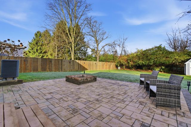 1930 Shallowford Avenue, Columbus, OH 43235