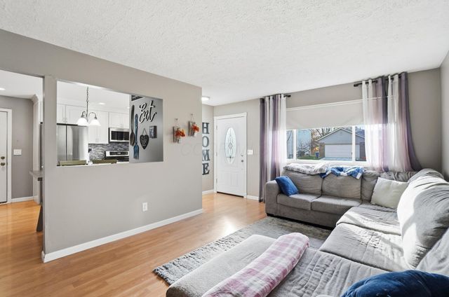 1930 Shallowford Avenue, Columbus, OH 43235