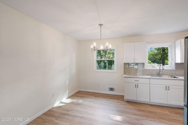 585 Fawn Drive, Toms River, NJ 08753