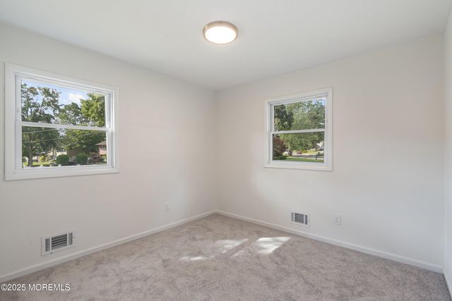 585 Fawn Drive, Toms River, NJ 08753