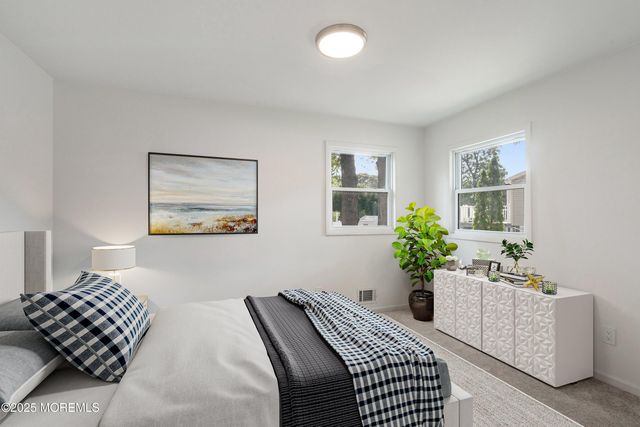 585 Fawn Drive, Toms River, NJ 08753