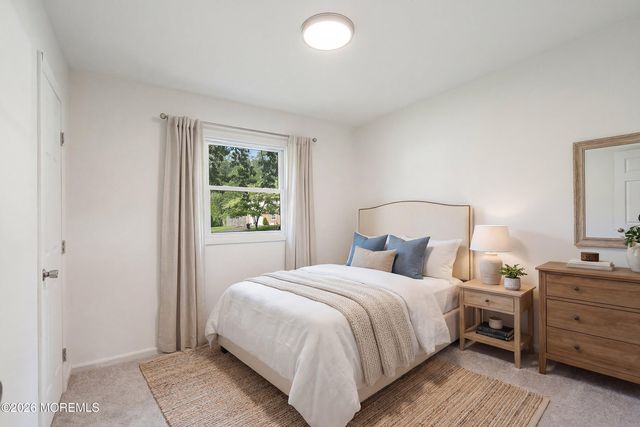 585 Fawn Drive, Toms River, NJ 08753