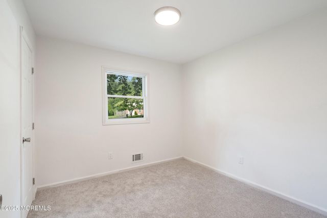 585 Fawn Drive, Toms River, NJ 08753