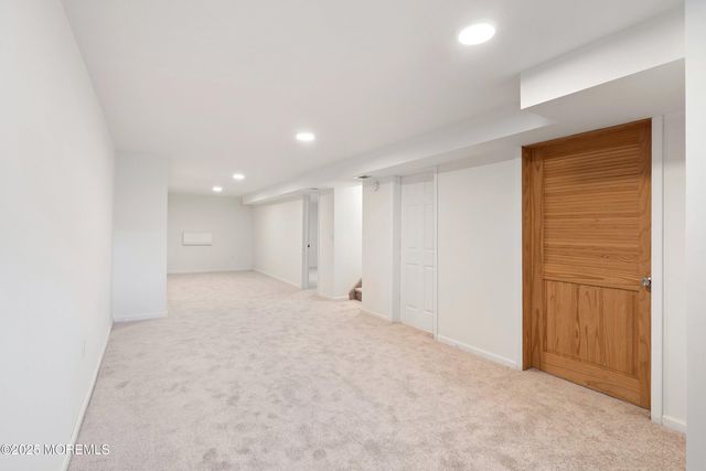 585 Fawn Drive, Toms River, NJ 08753