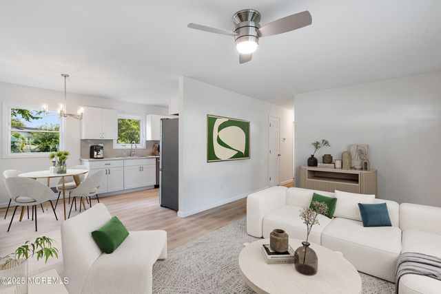 585 Fawn Drive, Toms River, NJ 08753