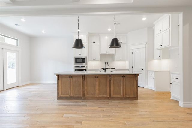 14109 Magnolia Lane, Edmond, OK 73049