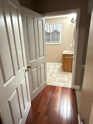 47 Gibbs Street, Worcester, MA 01607