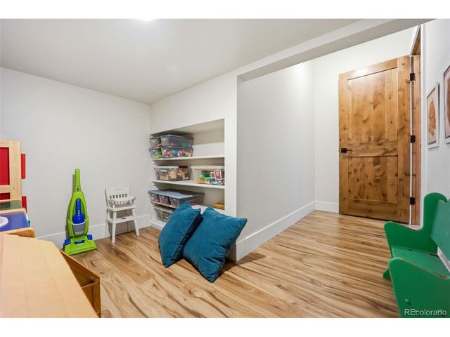 17445 Pond View Pl, Colorado Springs, CO 80908