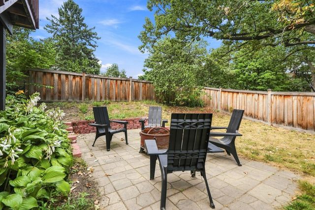 5330 Perry Avenue N, Crystal, MN 55429