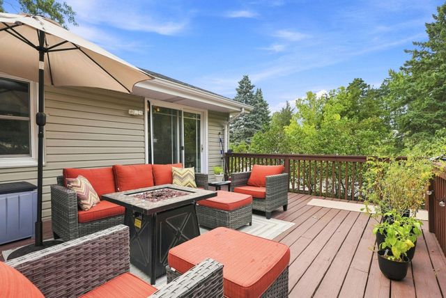 5330 Perry Avenue N, Crystal, MN 55429