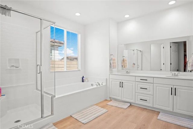 11952 Olivine Rd, Victorville, CA 92392