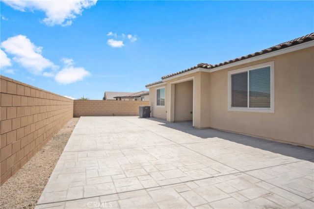 11952 Olivine Rd, Victorville, CA 92392