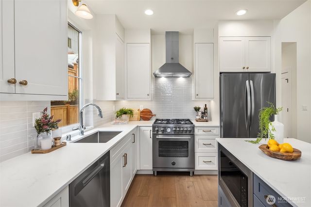 333 18th Avenue, Kirkland, WA 98033