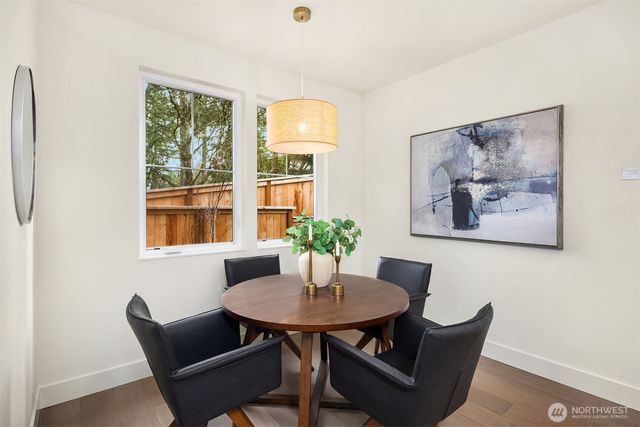 333 18th Avenue, Kirkland, WA 98033