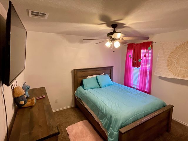 2621 Fieldcrest Lane, Crandall, TX 75114