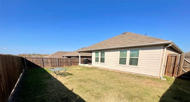2621 Fieldcrest Lane, Crandall, TX 75114
