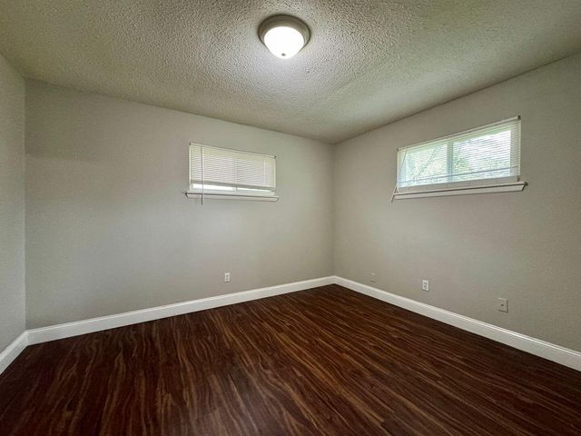 6303 Walden Avenue B, Chattanooga, TN 37421