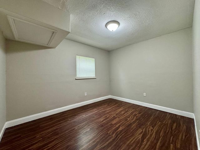 6303 Walden Avenue B, Chattanooga, TN 37421