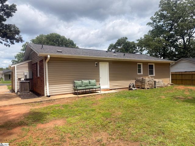 204 Idlewild Avenue, Greenville, SC 29605