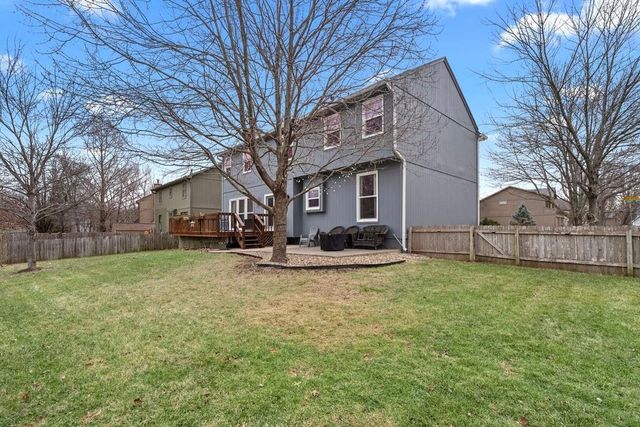 12477 S ACUFF Court, Olathe, KS 66062