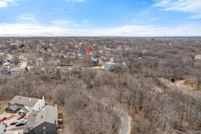 12477 S ACUFF Court, Olathe, KS 66062