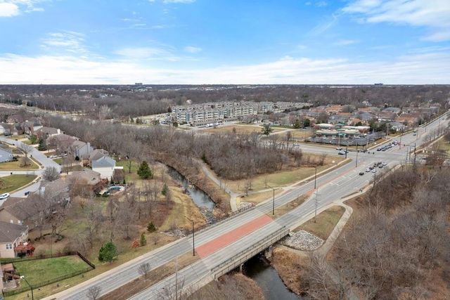 12477 S ACUFF Court, Olathe, KS 66062