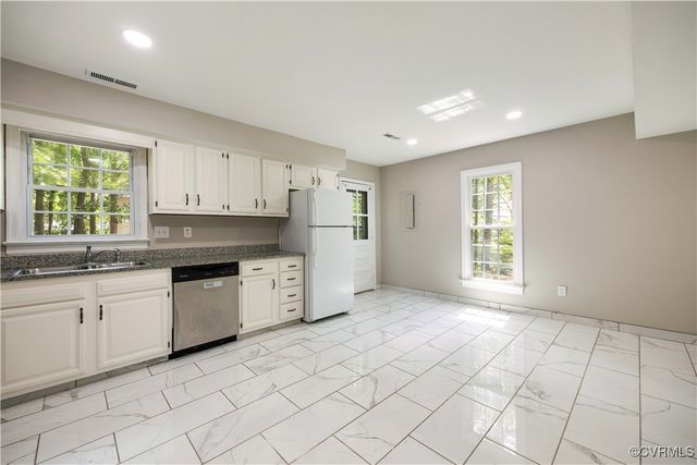 4605 Kingsrow Ct, Glen Allen, VA 23060