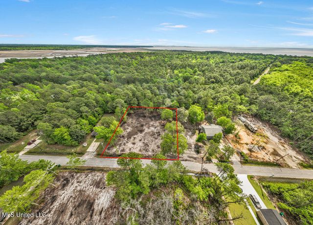 Dorothy Street, Ocean Springs, MS 39564