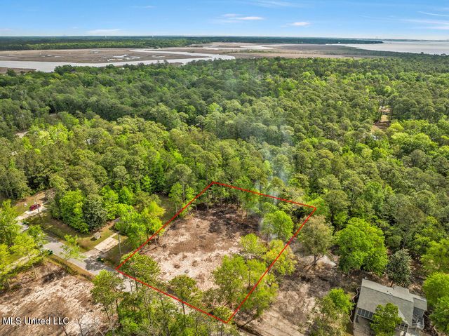 Dorothy Street, Ocean Springs, MS 39564