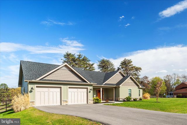 483 WAMPUM LN, Hedgesville, WV 25427