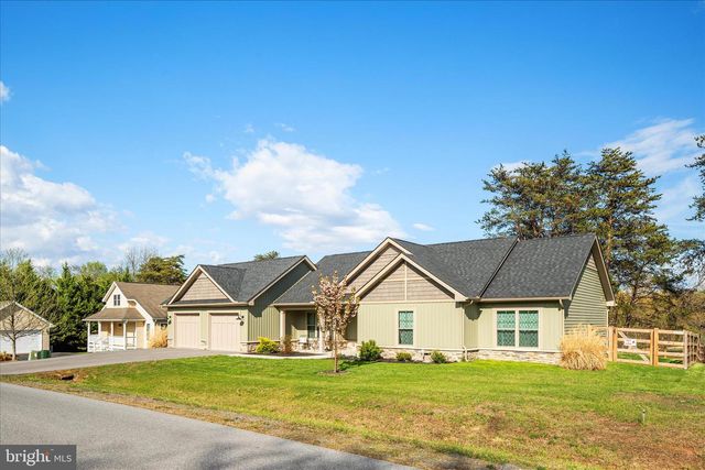 483 WAMPUM LN, Hedgesville, WV 25427