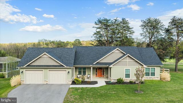 483 WAMPUM LN, Hedgesville, WV 25427