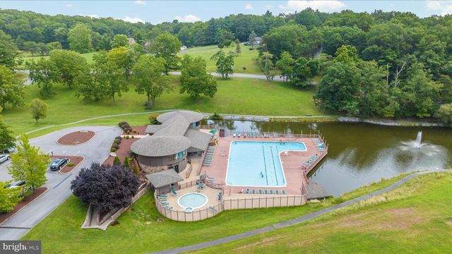 483 WAMPUM LN, Hedgesville, WV 25427