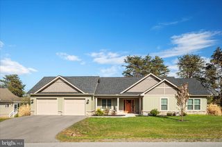 483 WAMPUM LN, Hedgesville, WV 25427