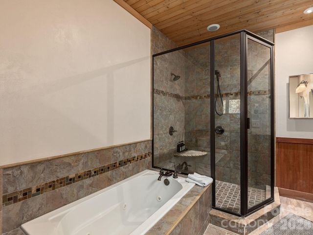 39 Great Aspen Way, Black Mountain, NC 28711