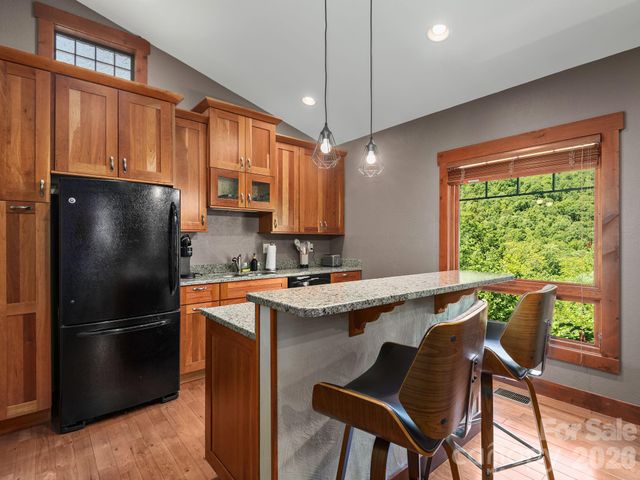 39 Great Aspen Way, Black Mountain, NC 28711