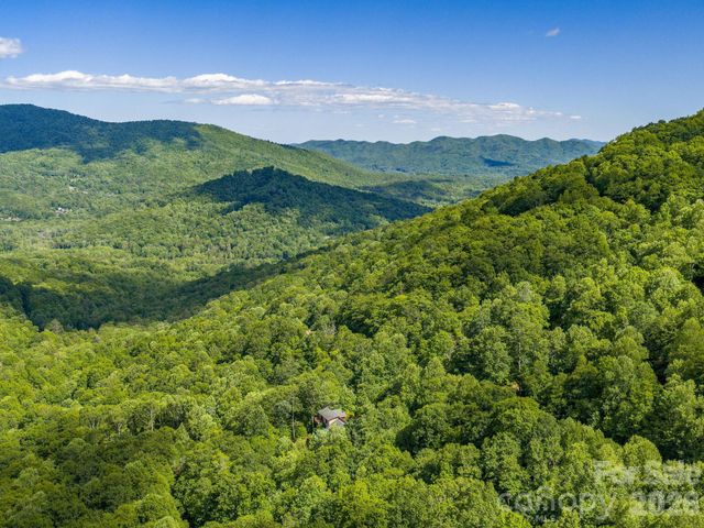 39 Great Aspen Way, Black Mountain, NC 28711