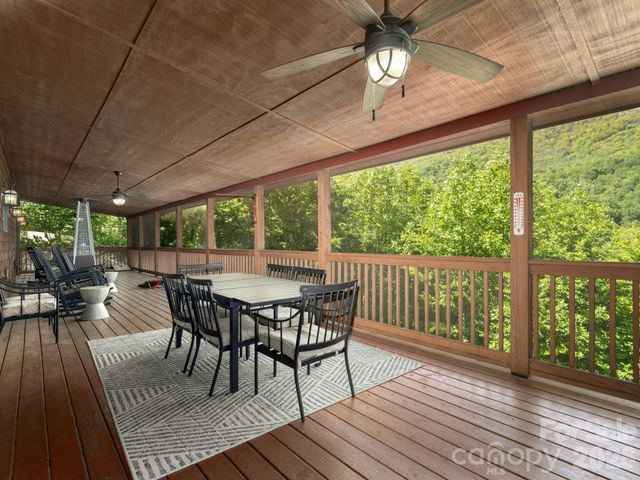 39 Great Aspen Way, Black Mountain, NC 28711