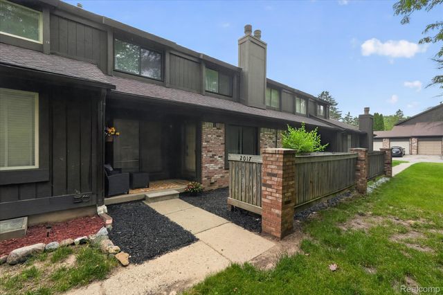 2017 Beekman Court, Flint Charter Township, MI 48532