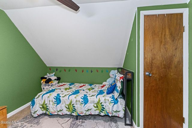 413 E Campbell Rd Extension, Rotterdam, NY 12303