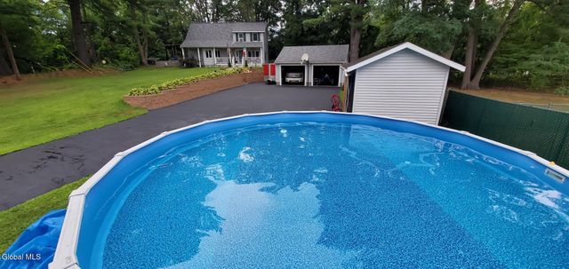 413 E Campbell Rd Extension, Rotterdam, NY 12303